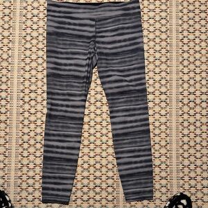 Under Armour Charcoal and Light Gray Patterned Leggings